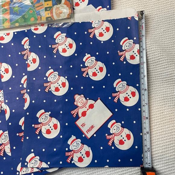 Vintage gift bags and vintage wrapping paper - Picture 3 of 12